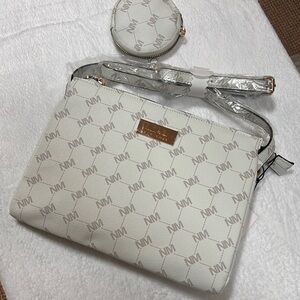 Nicole Miller White Crossbody Bag with Classic Design